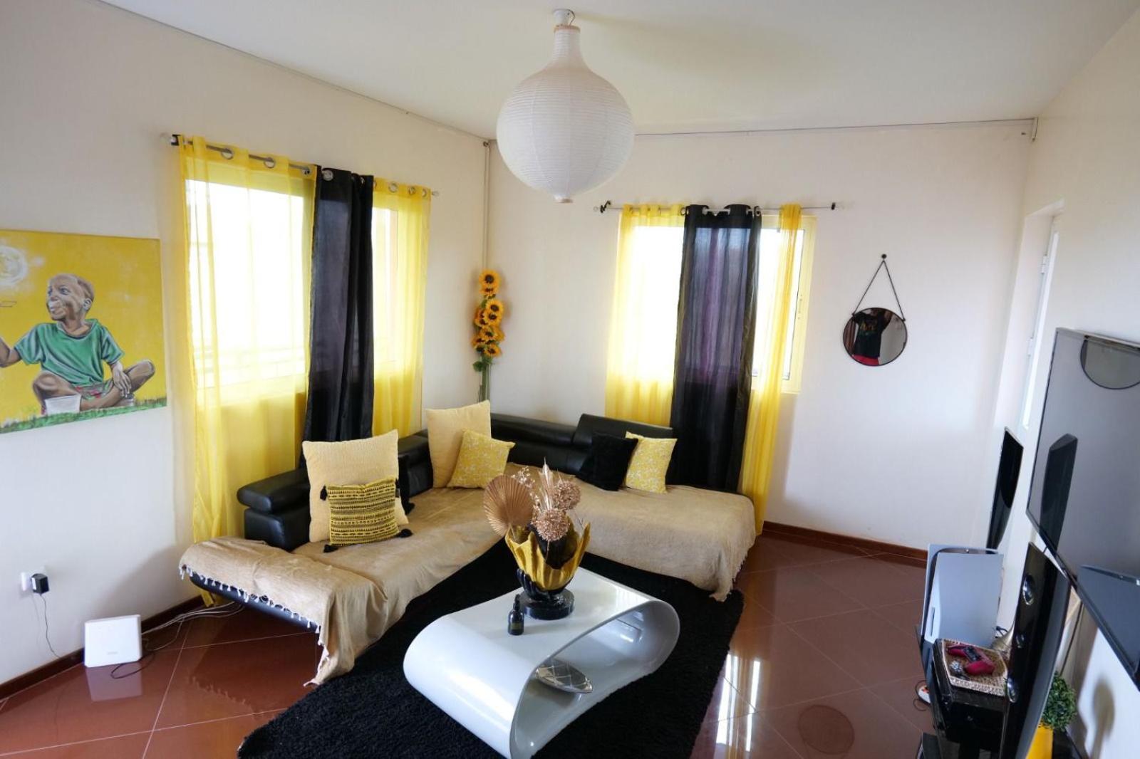Tarrafal House Kültér fotó